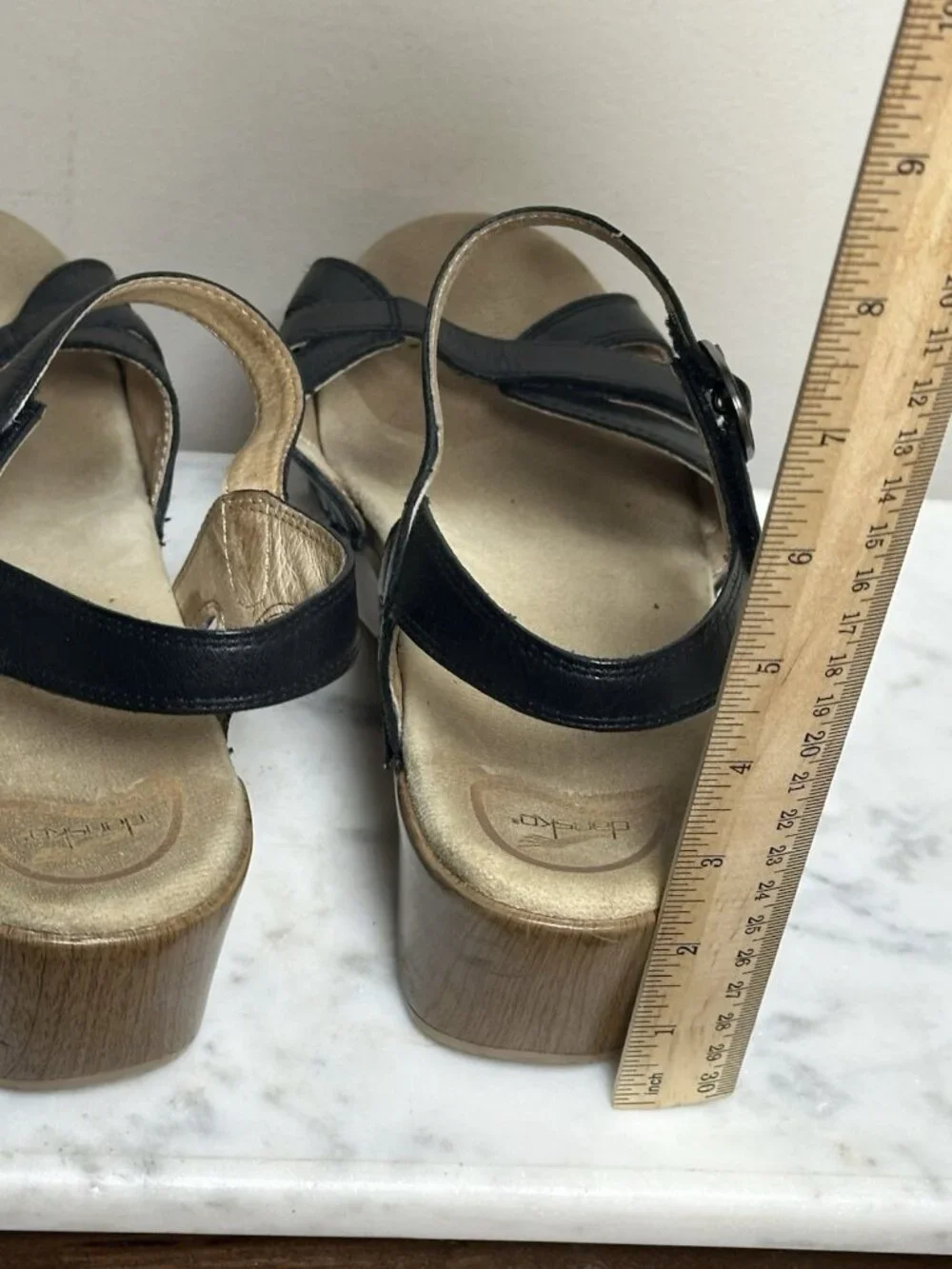 Women’s DANSKO Season Black Full Grain Leather Clog Strappy Sandals Heels Sz 39
